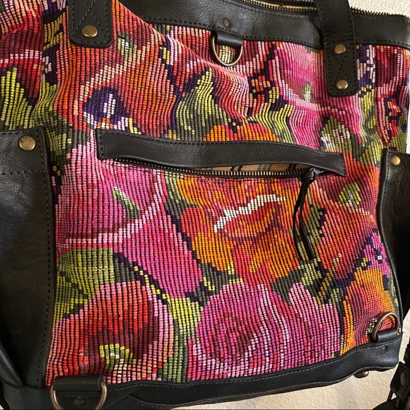 Nena & Co Floral MTPB Bag Perfect Crossbody Black - Picture 4 of 4